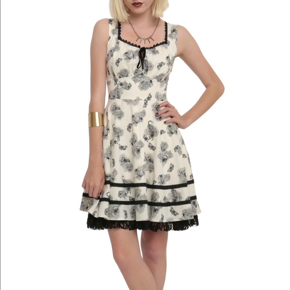 NWT Hot Topic Bug Dress floral insect goth lolita